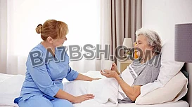 متوفر راعيه مسنين خبرة في رعايه كبارالسن والمرضي تبحث عملا