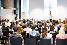 دورة تسويق و مبيعات-تخصصات متعددة